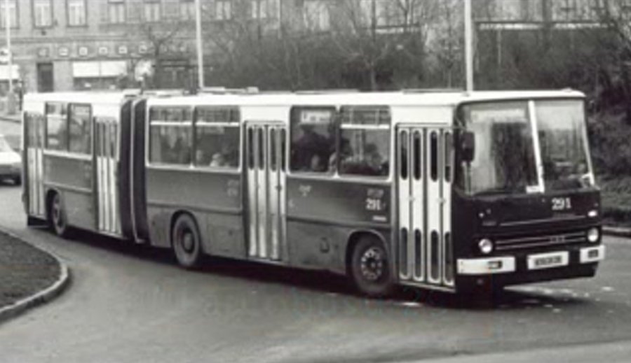 Kloubový autobus